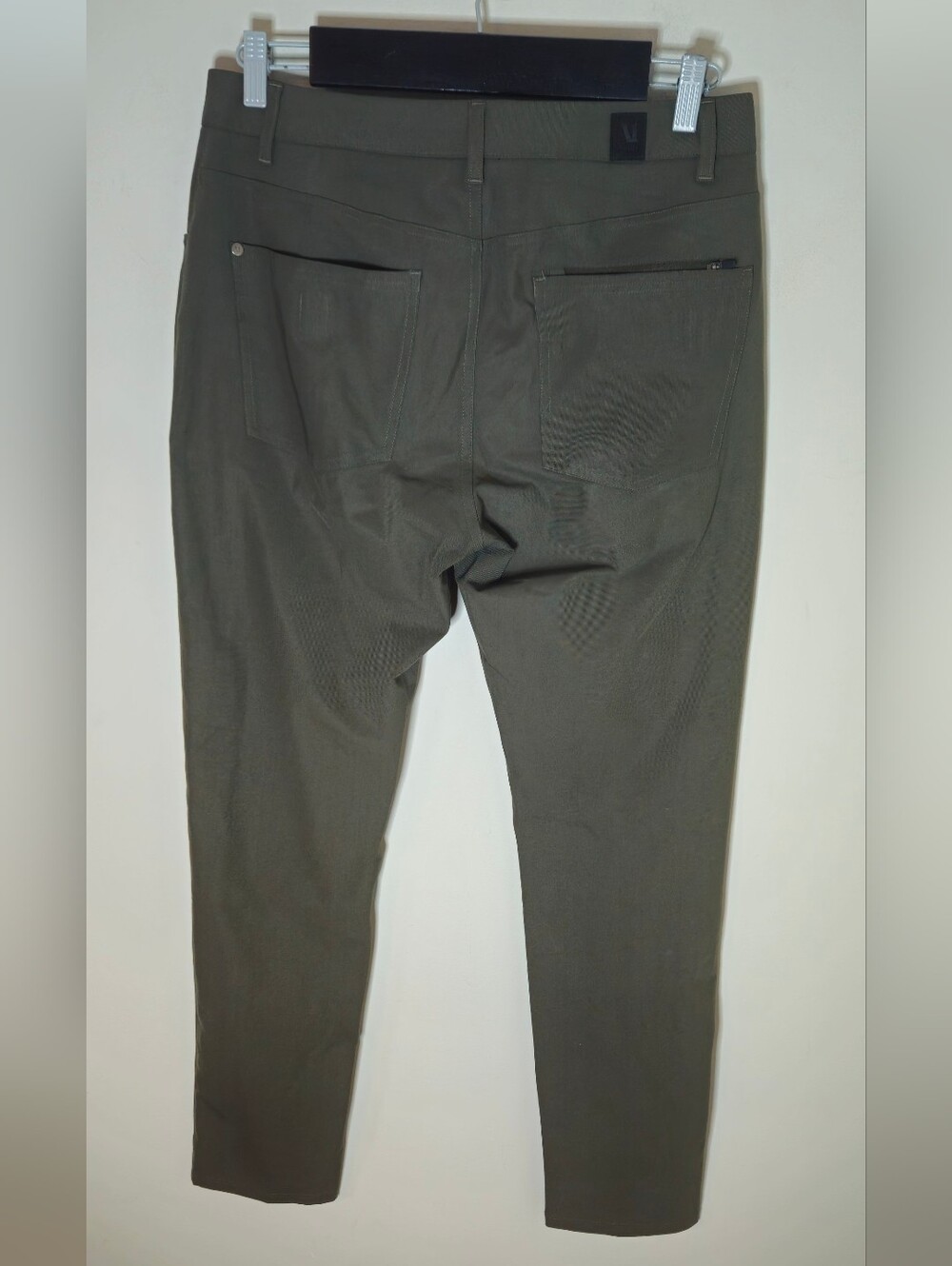 Vuori Meta Twill Pant Classic Fit Olive Green Chinos Performance 5 Pocket Mens - Picture 2 of 8